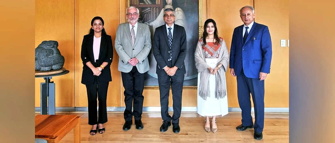  <div style="fcolor: #fff; font-weight: 600; font-size: 1.5em;"> <p style="font-size: 13.8px;">Ambassador Pankaj Sharma had the pleasure of meeting with the Rector of UNAM , Dr. Enrique Graue Wiechers & Dean of International Relations,  Dr.Fransisco Trigo at UNAM.   They discussed the possibilities of enhancing academic,research & cultural collaborations between UNAM & Indian Universities.  <br /><span style="text-align: center;">08 April 2022 </span></p> </div>
