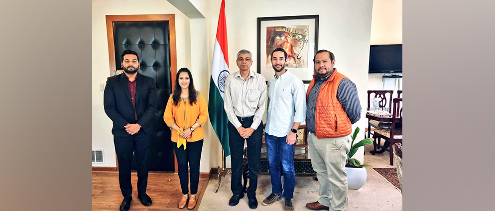  <div style="fcolor: #fff; font-weight: 600; font-size: 1.5em;">
<p style="font-size: 13.8px;">Ambassador Pankaj Sharma and Embassy officials met with representatives of BYJUS in Mexico, Mr.Carlos Tejada & Mr.Ronald Abanto.

As one of India's largest tech unicorns, the discussions included exploring possibilities of enhancing their outreach to Mexico and help extend benefits for Mexican children & students.
<br /><span style="text-align: center;">04 May 2022</span></p>
</div>

