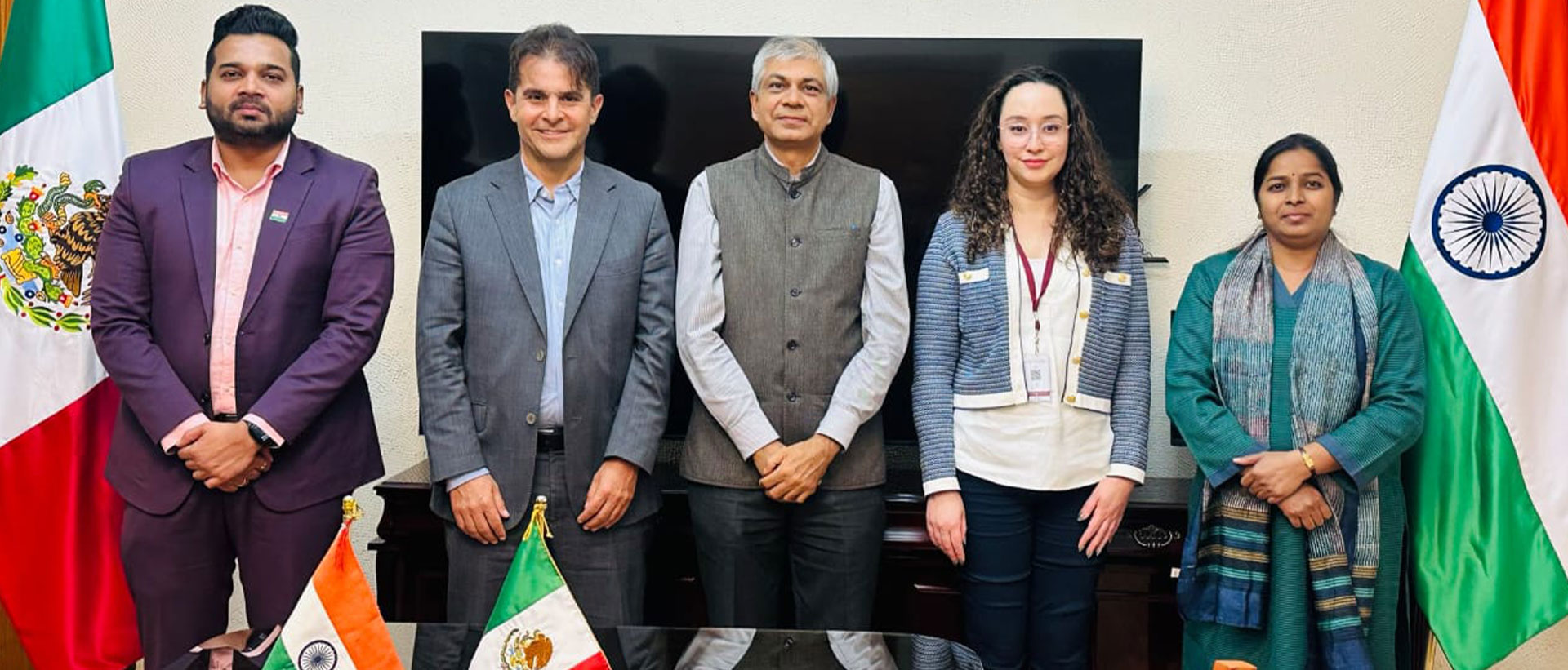  <div style="color: #fff; font-weight: 600; font-size: 1.5em;"> <p style="font-size: 13.8px;">Met Mr. Fernando Saiffe, Director General for Asia-Pacific SRE, and Ms. Estefanía Capdeville, Director General at the Agency for Digital Transformation of Mexico<br /><span style="text-align: center;">15.10.2025</span></p> </div>